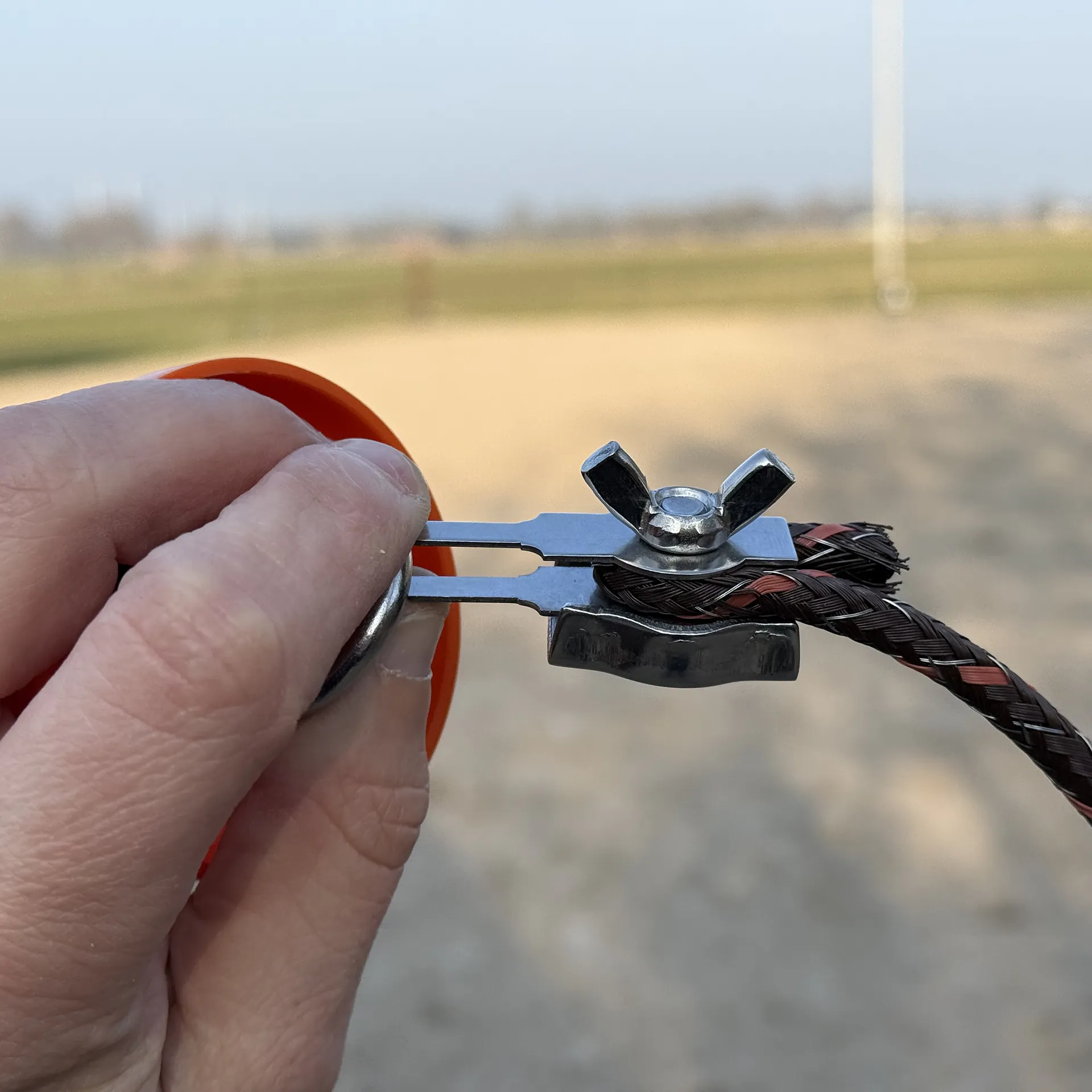 Snoeraansluitclip met vleugelmoer (4) (2)